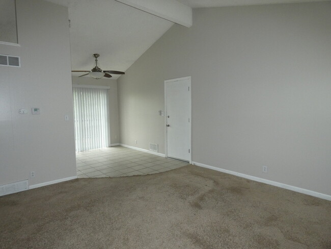 Building Photo - Beautiful Home in Park Hill School District!