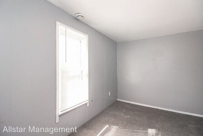 Building Photo - 2 br, 1 bath House - 3318 W 31st Street, Up
