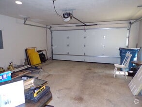 Building Photo - 281 Eagle Bend Dr