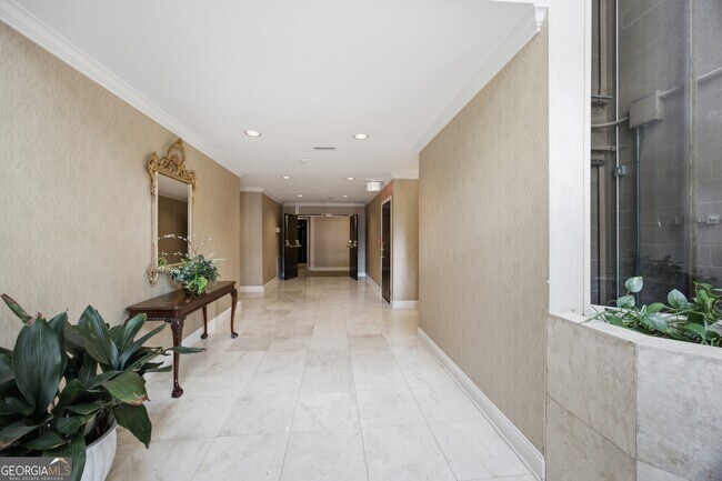 Foto del edificio - 23117 Plantation Dr NE