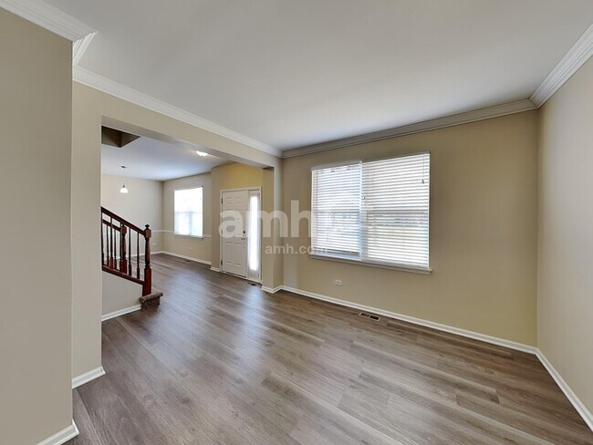Foto del edificio - 2416 Columbia Ln