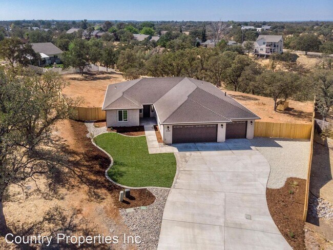 Building Photo - 3 br, 2 bath House - 22394 Plumas Place