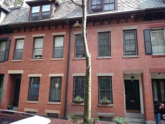 Frente de la Unidad - 15 Lawrence St