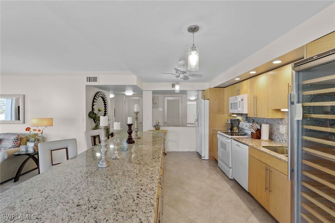 Foto principal - 1930 Gulf Shore Blvd N