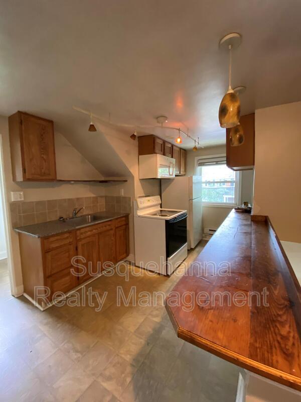 3598 Green St Unit 2, Harrisburg, PA 17110 Condo for Rent in