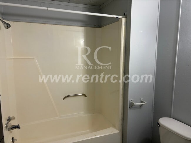 Building Photo - 1420-C Cleveland-