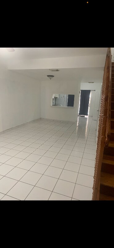 Foto principal - 9837 W Okeechobee Rd