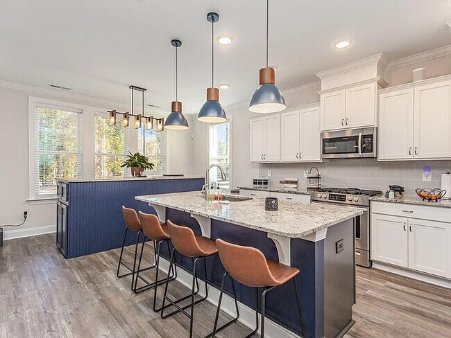 Foto del edificio - 300 W Amber Oak Dr