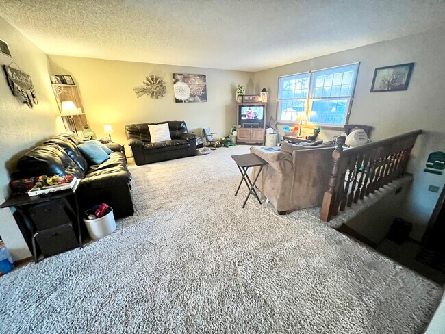 Foto del edificio - 622 W Torrance St