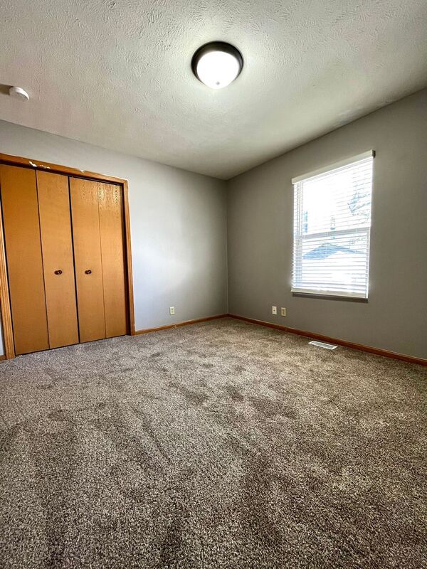 Building Photo - 808 Peach St