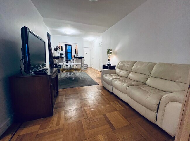 Foto del edificio - 96 Arden St