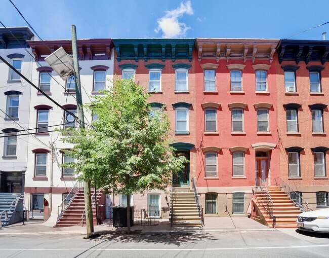 Foto del edificio - 1004 Willow Ave