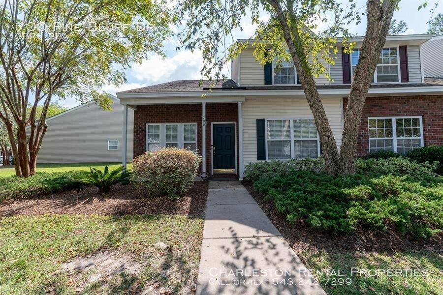 700 Pine Bluff Dr, Summerville, SC 29483 Townhome Rentals in