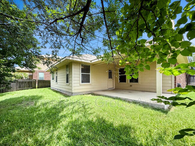 Foto del edificio - 4235 Fairmeadow Dr