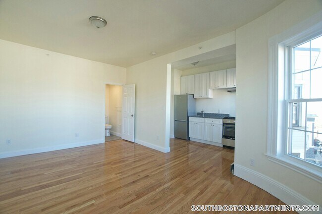 Foto del edificio - 501 E Broadway