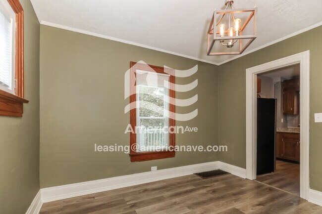 Foto del edificio - 1241 Epworth Ave