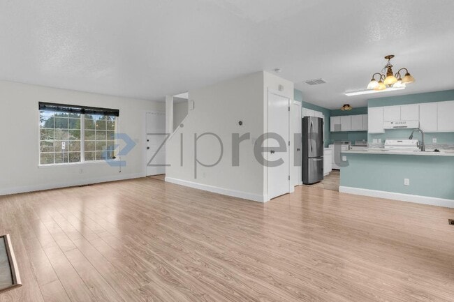 Building Photo - 7410 SW 173rd Pl