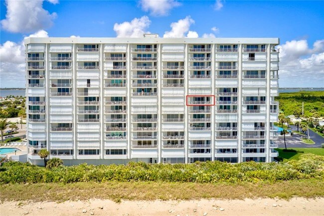 Building Photo - 9600 S Ocean Dr