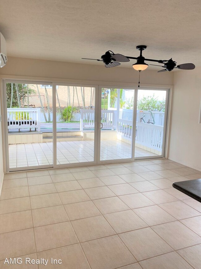 Building Photo - 3 br, 2 bath House - 882 Kahena Street