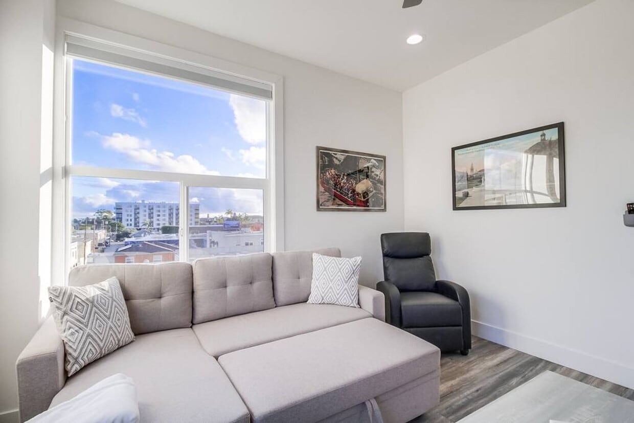 Foto principal - 4505 Park Blvd