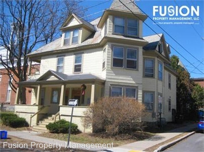 Building Photo - 24-28 Buell St