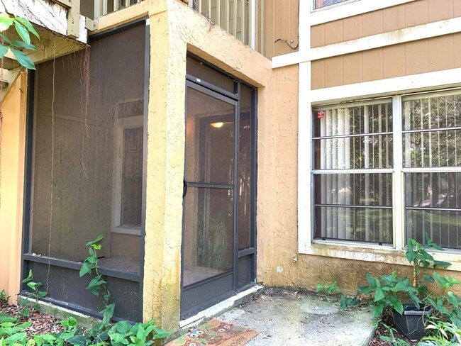 Foto del edificio - 3bed/2bath off 42nd st by USF! Only $1580/...