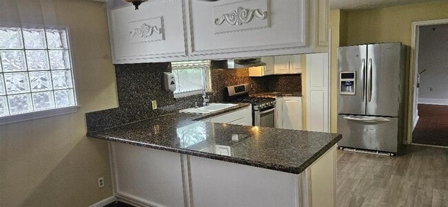 Building Photo - 5927 Moonmist Dr