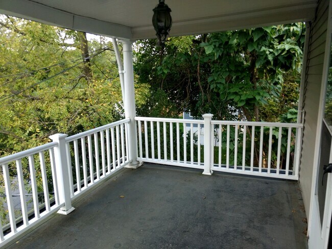 Private porch - 5911 Erie Ave