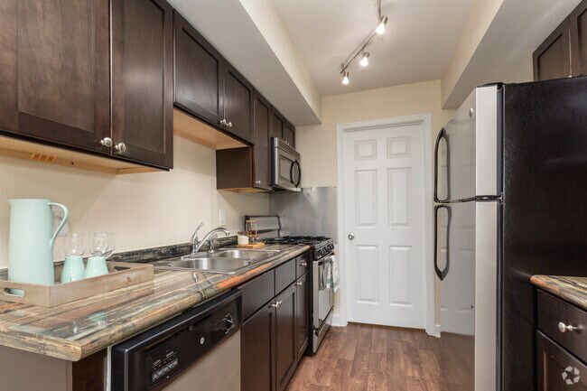 1HAB, 1BA - 672 ft² - Meridian Bay Apartments