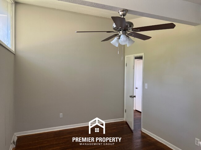 Foto del edificio - 2322 Rodgers Dr NE