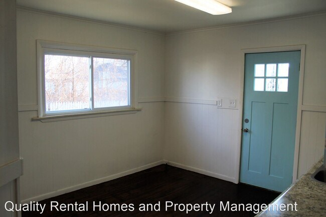 Foto del edificio - 4 br, 1.5 bath House - 120 E Lakeview Ave