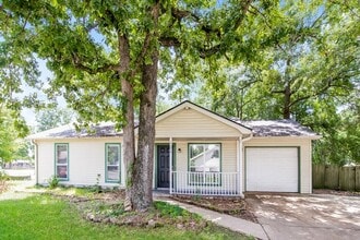 Building Photo - 101 Harold Dr