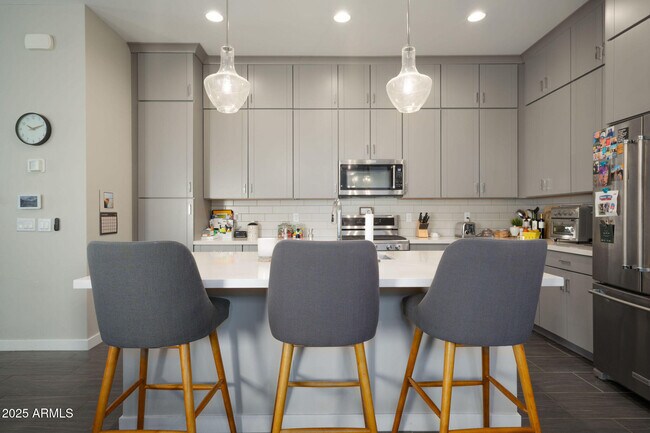 Foto del edificio - 6301 N 12th St