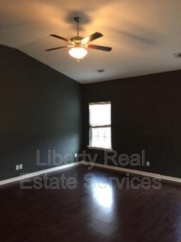 Foto del edificio - 203 Cumberland Dr NE