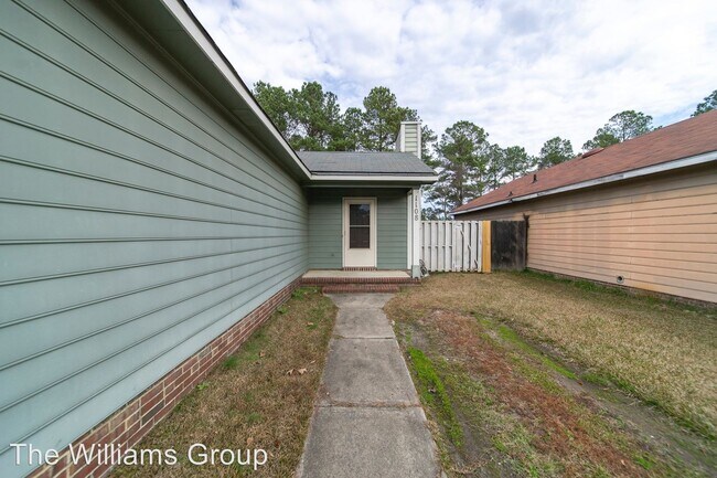 Foto del edificio - 3 br, 2 bath House - 1108 Hoke Loop Rd