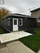 Building Photo - 819 Frank Ave