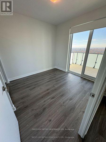 Building Photo - 4130 Parkside Village Dr