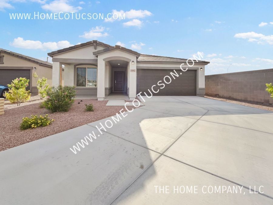 Primary Photo - 1182 N Larat Lane in Coolidge, AZ Beautifu...