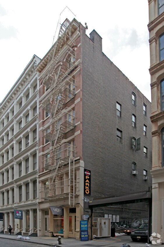 Primary Photo - 79 Mercer St