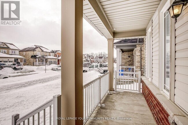 Building Photo - 16 Don Hadden Crescent