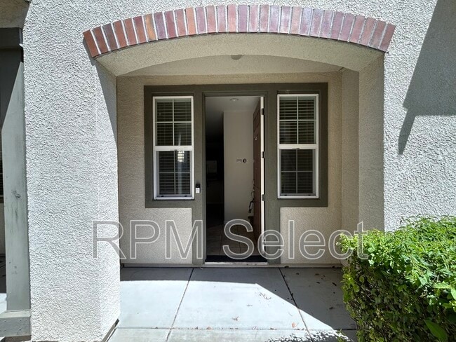 Building Photo - 1208 Impressionist Loop