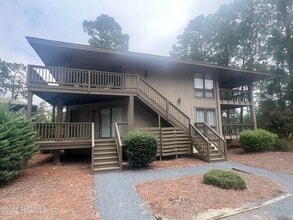 Building Photo - 219 Foxkroft Dr
