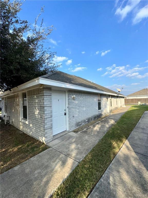 Building Photo - 16 S Logan Dr
