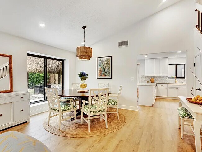 Foto del edificio - 1113 Rainwood Cir