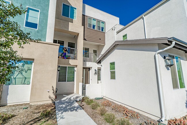 Building Photo - 27062 W Painted Sky Way