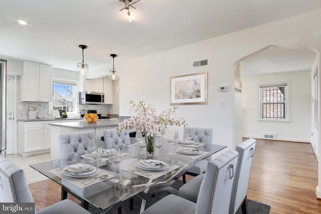 Foto del edificio - 1509 Channing St NE