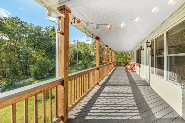 Building Photo - 462 Gary Ln