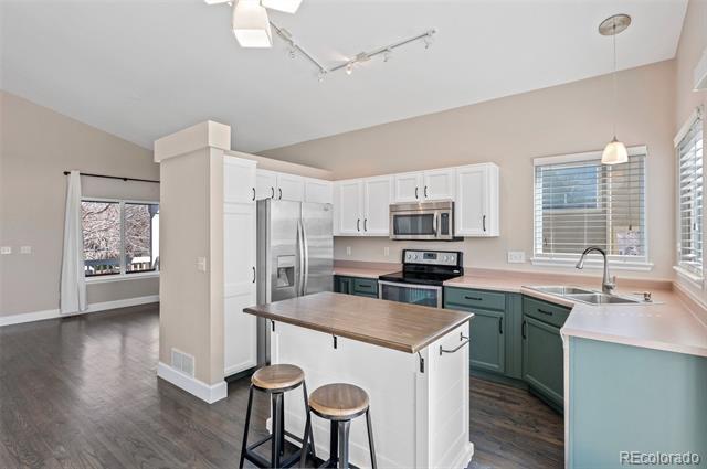 Building Photo - 8730 Wildrye Cir