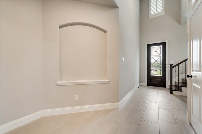 Building Photo - 15901 Crosslake Ct