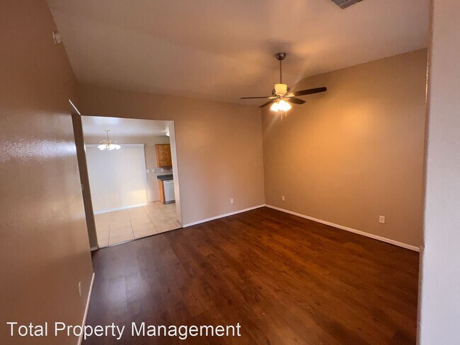 Foto del edificio - 3 br, 2 bath House - 2027 Cochran Ave